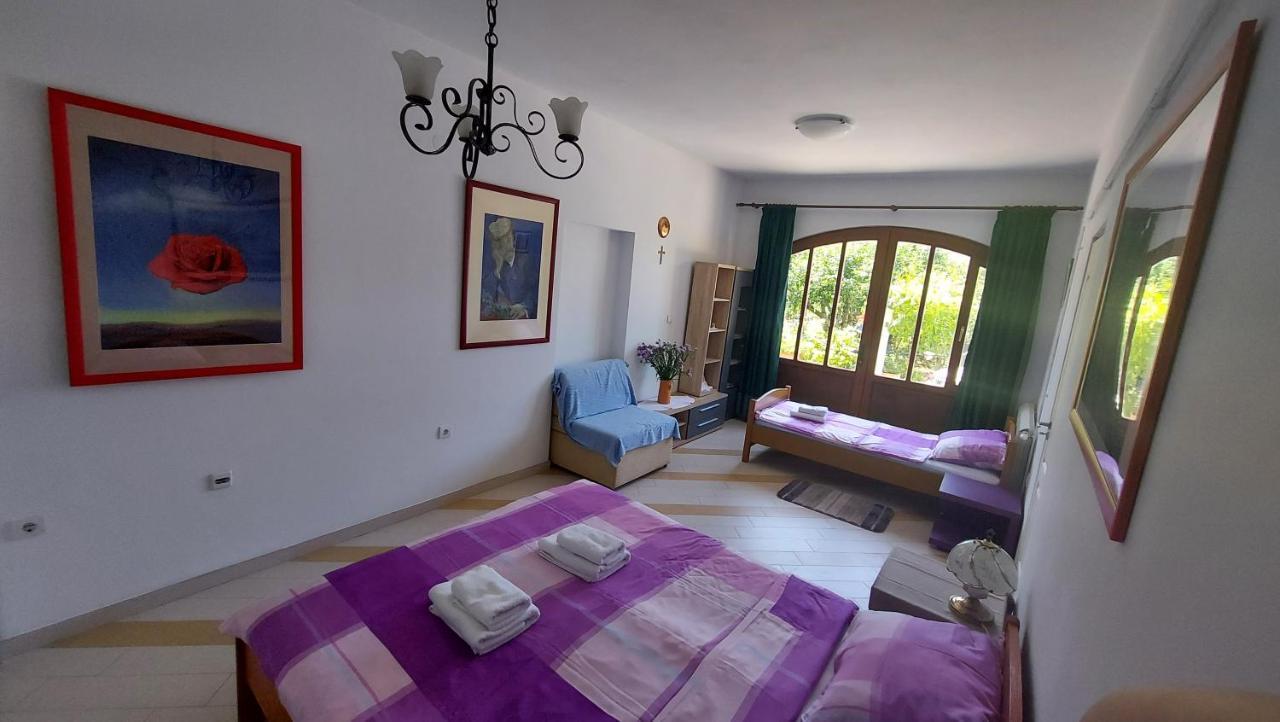 וינקורן Apartments Cezar מראה חיצוני תמונה