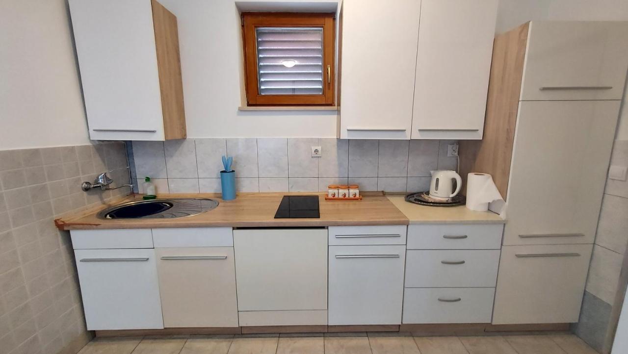 וינקורן Apartments Cezar מראה חיצוני תמונה