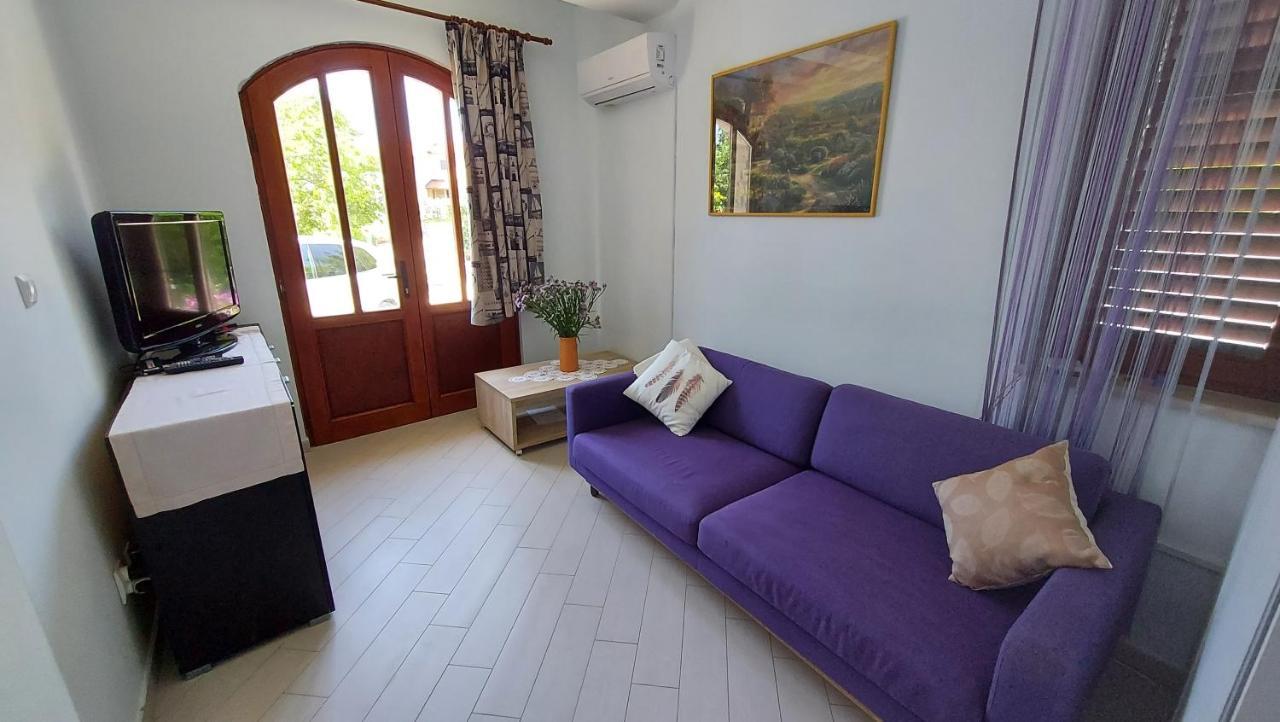 וינקורן Apartments Cezar מראה חיצוני תמונה