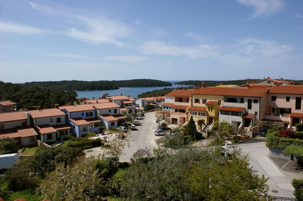 וינקורן Apartments Cezar מראה חיצוני תמונה
