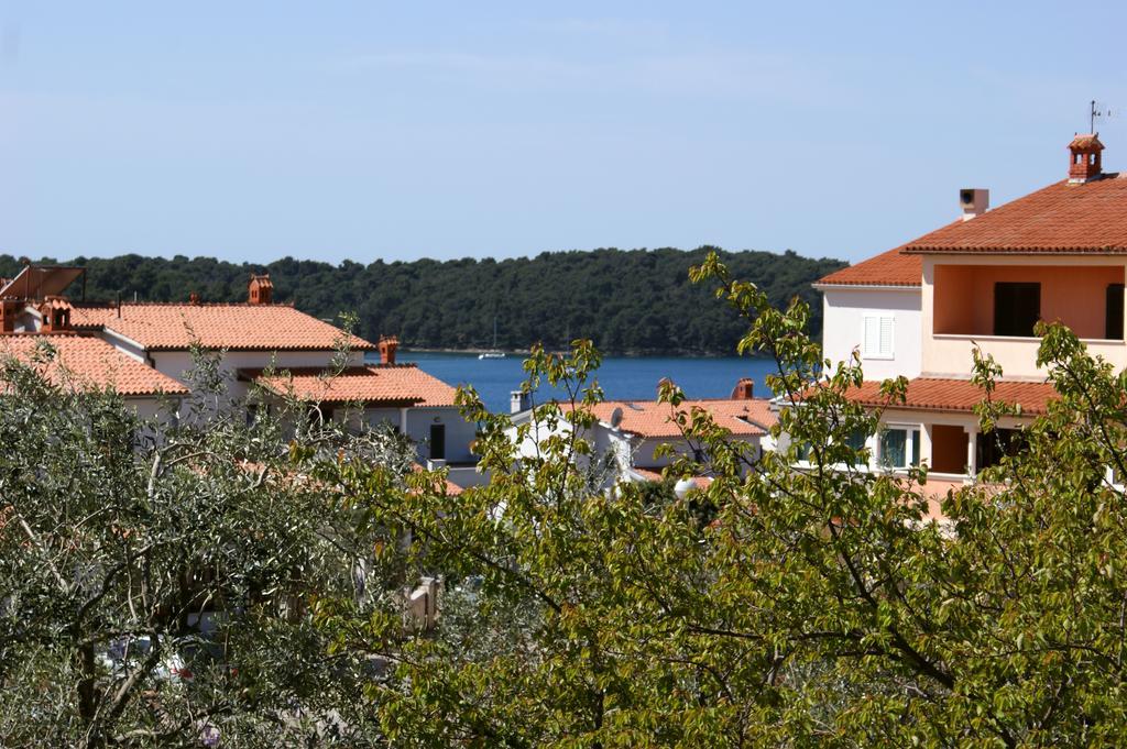 וינקורן Apartments Cezar מראה חיצוני תמונה