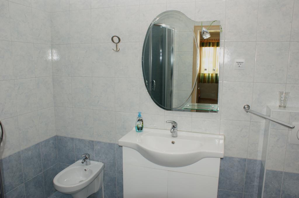 וינקורן Apartments Cezar מראה חיצוני תמונה