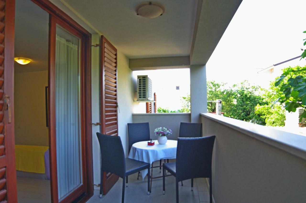 וינקורן Apartments Cezar מראה חיצוני תמונה