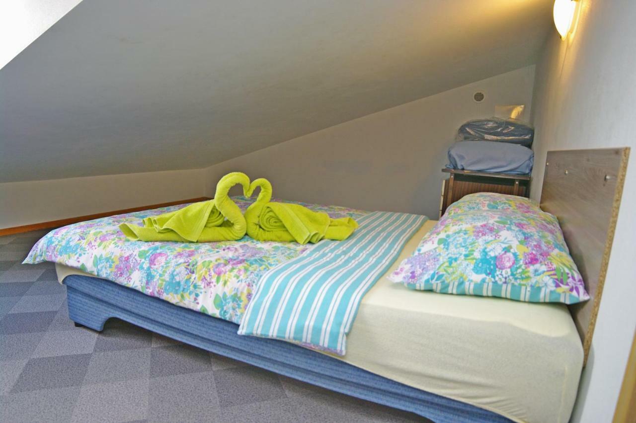 וינקורן Apartments Cezar מראה חיצוני תמונה