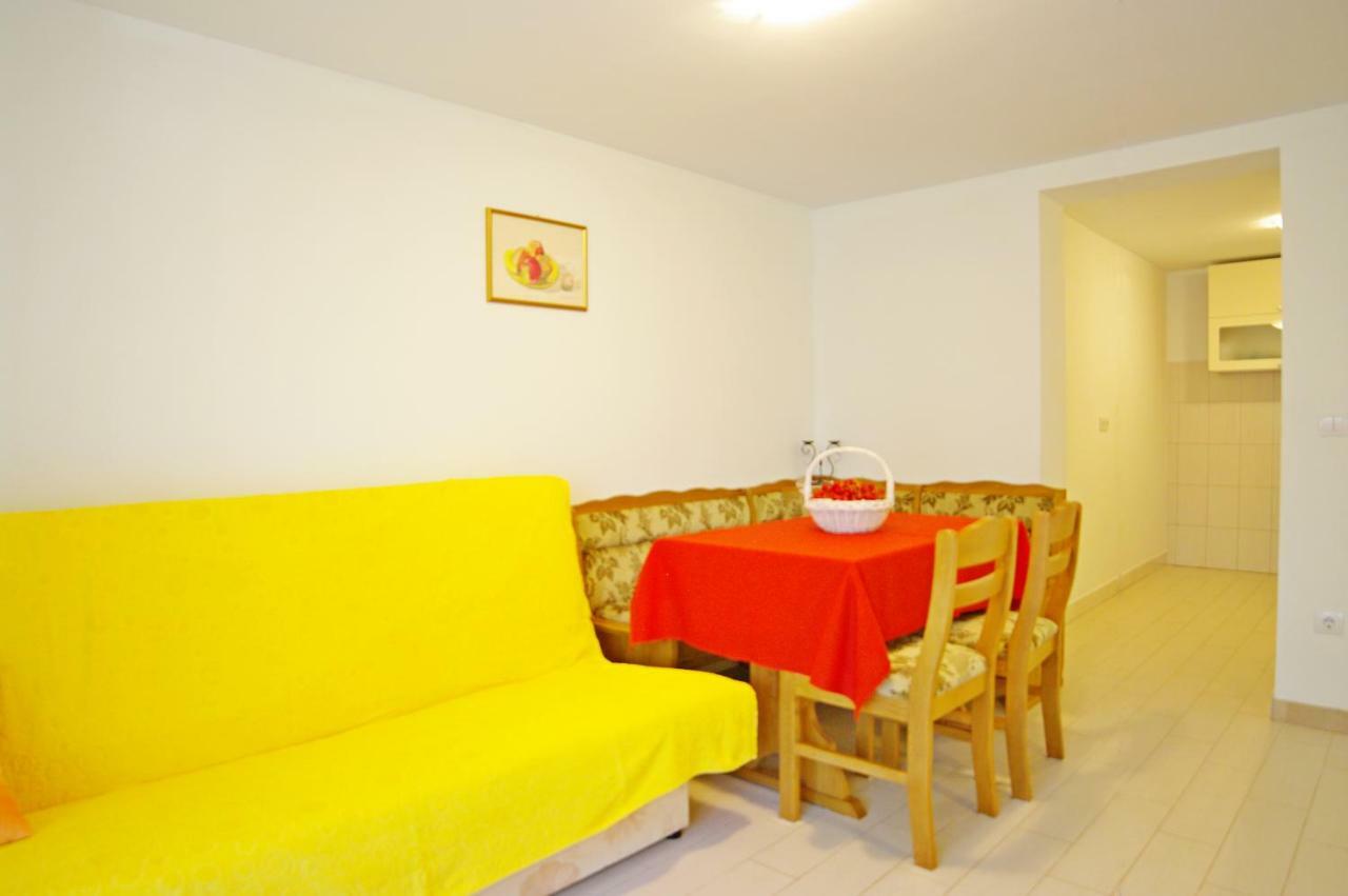 וינקורן Apartments Cezar מראה חיצוני תמונה