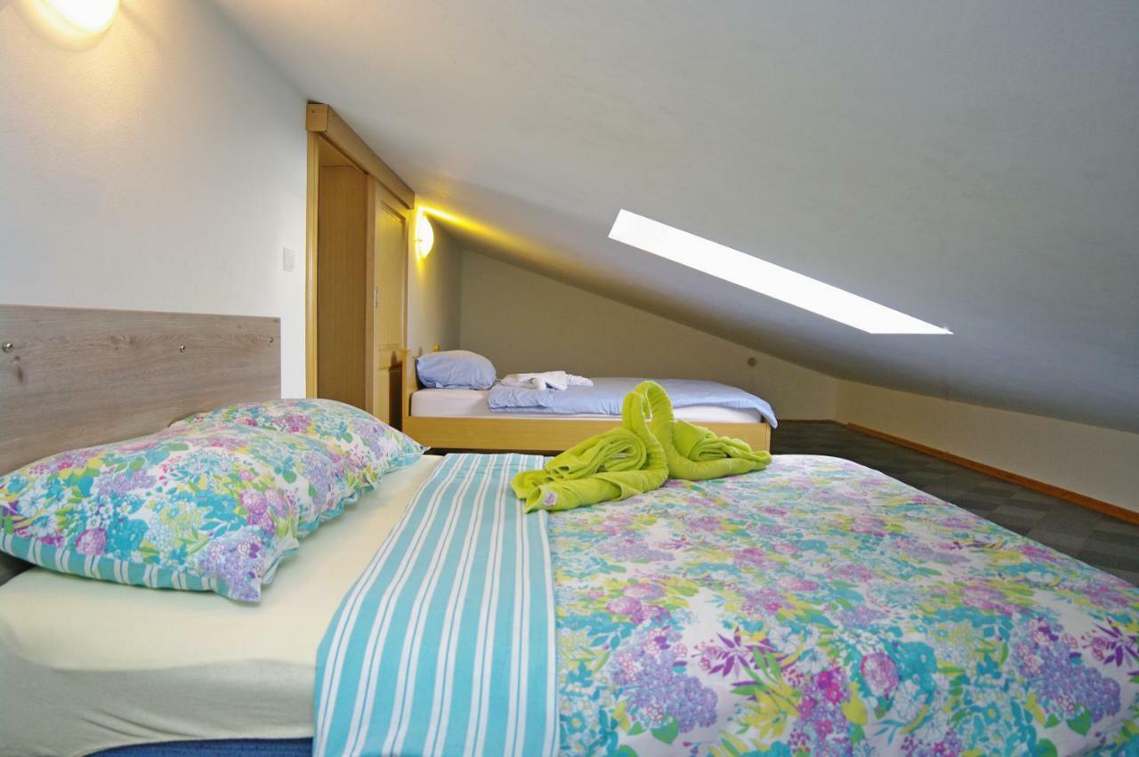 וינקורן Apartments Cezar מראה חיצוני תמונה