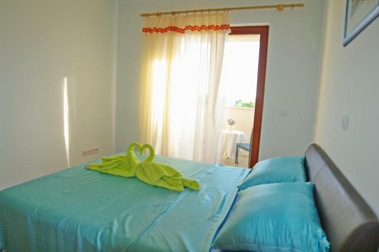 וינקורן Apartments Cezar מראה חיצוני תמונה