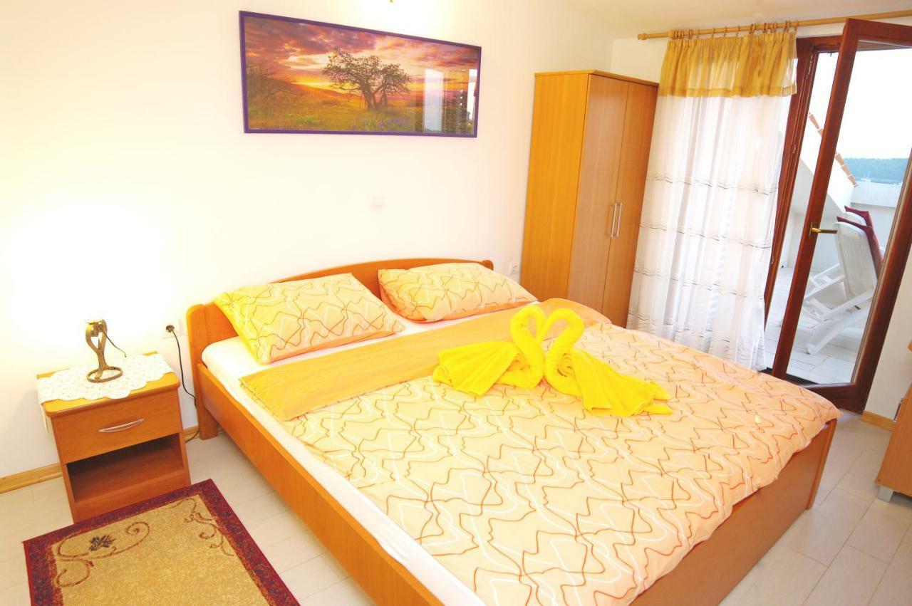 וינקורן Apartments Cezar מראה חיצוני תמונה